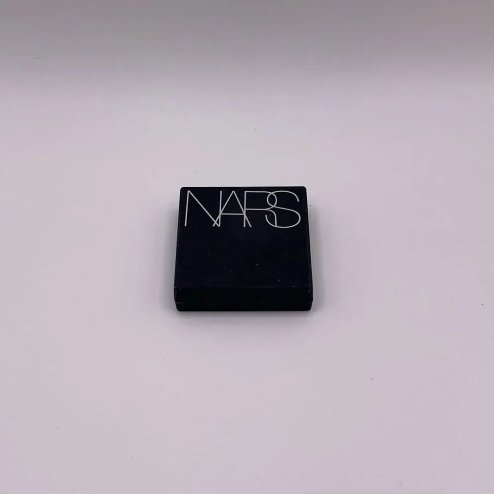 NARS Mini Light Reflecting Pressed Setting Powder